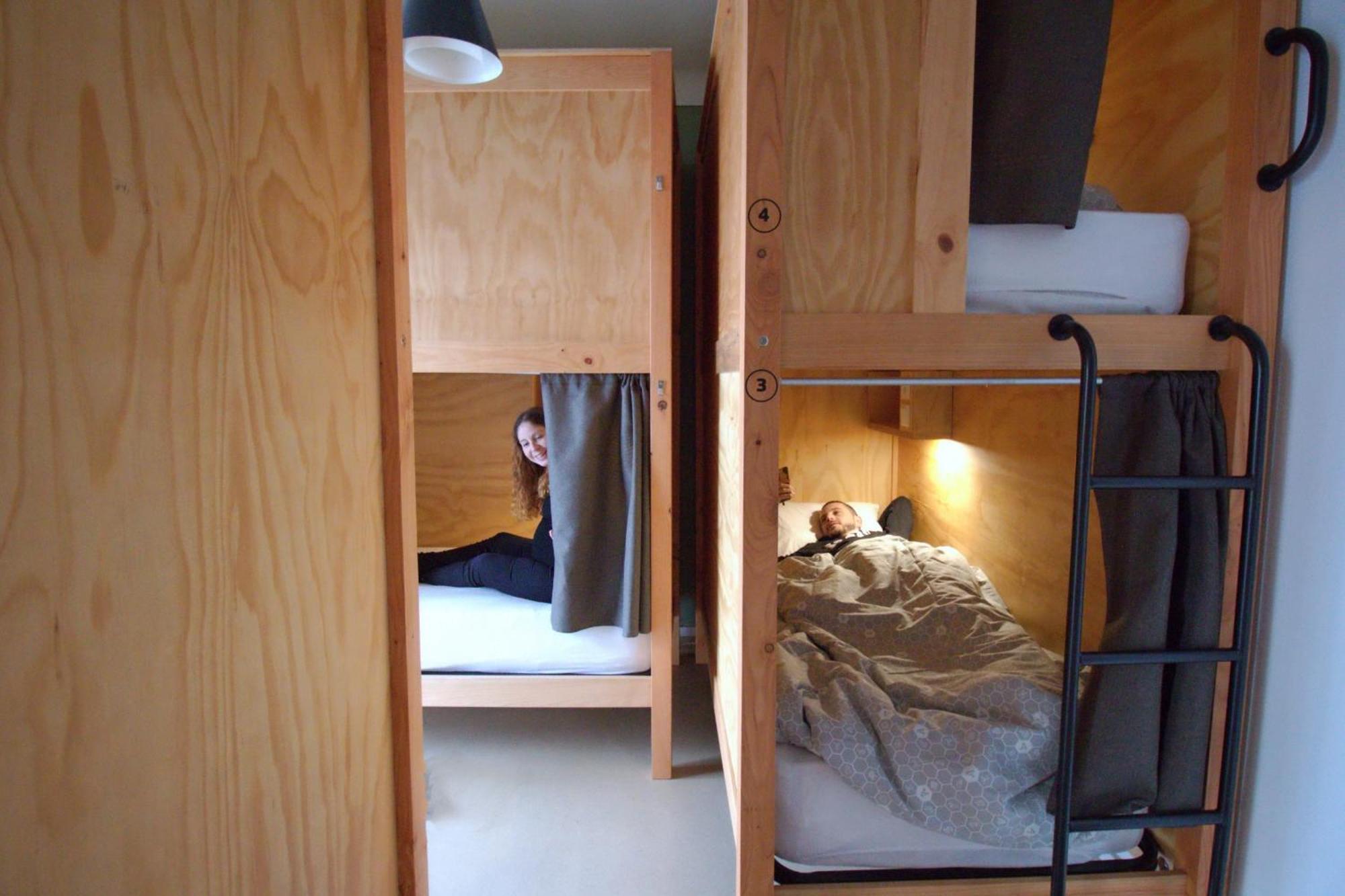 Bed 8-Bed Dormitory Room